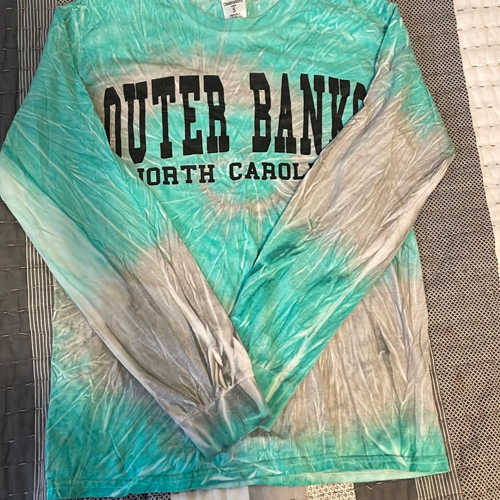 Outer banks Destinations long sleeve t-shirt. Small.